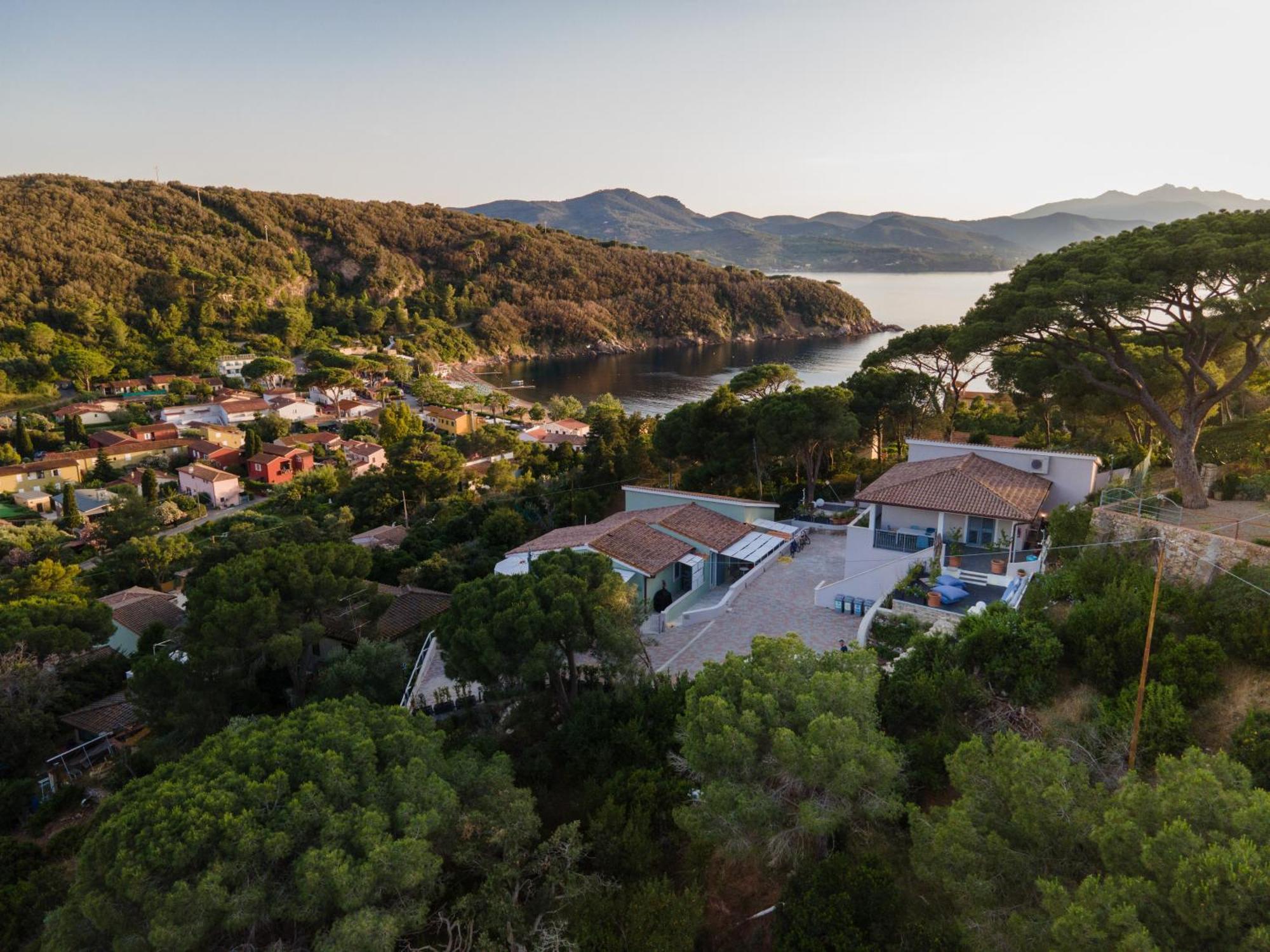 Elbitat Homes Bagnaia  Exterior photo