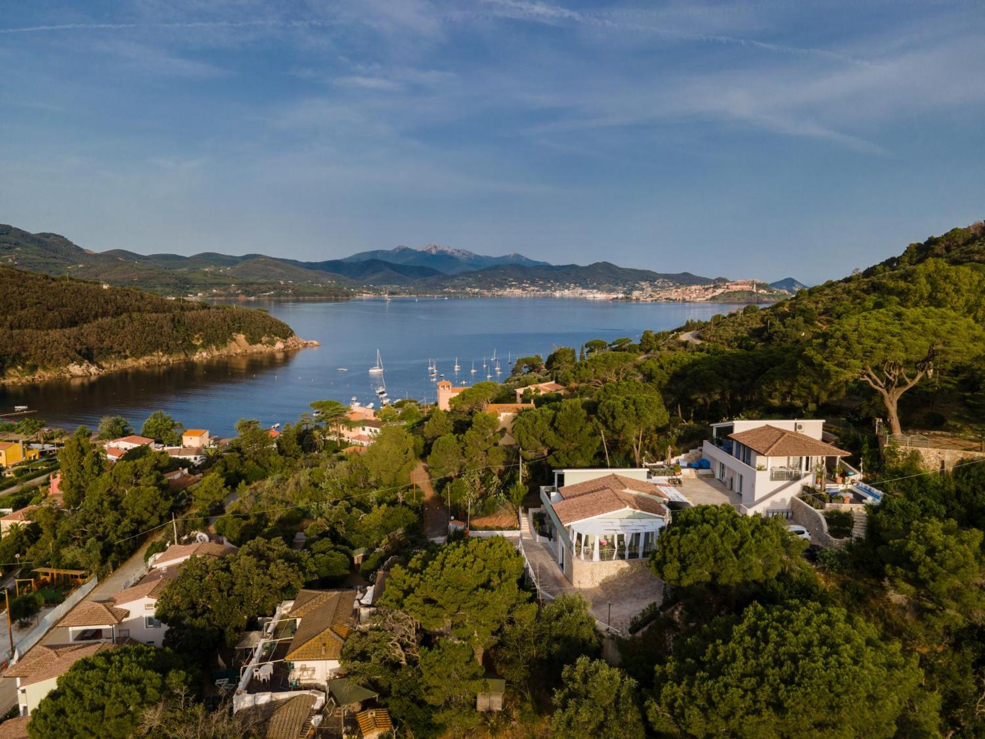Elbitat Homes Bagnaia  Exterior photo