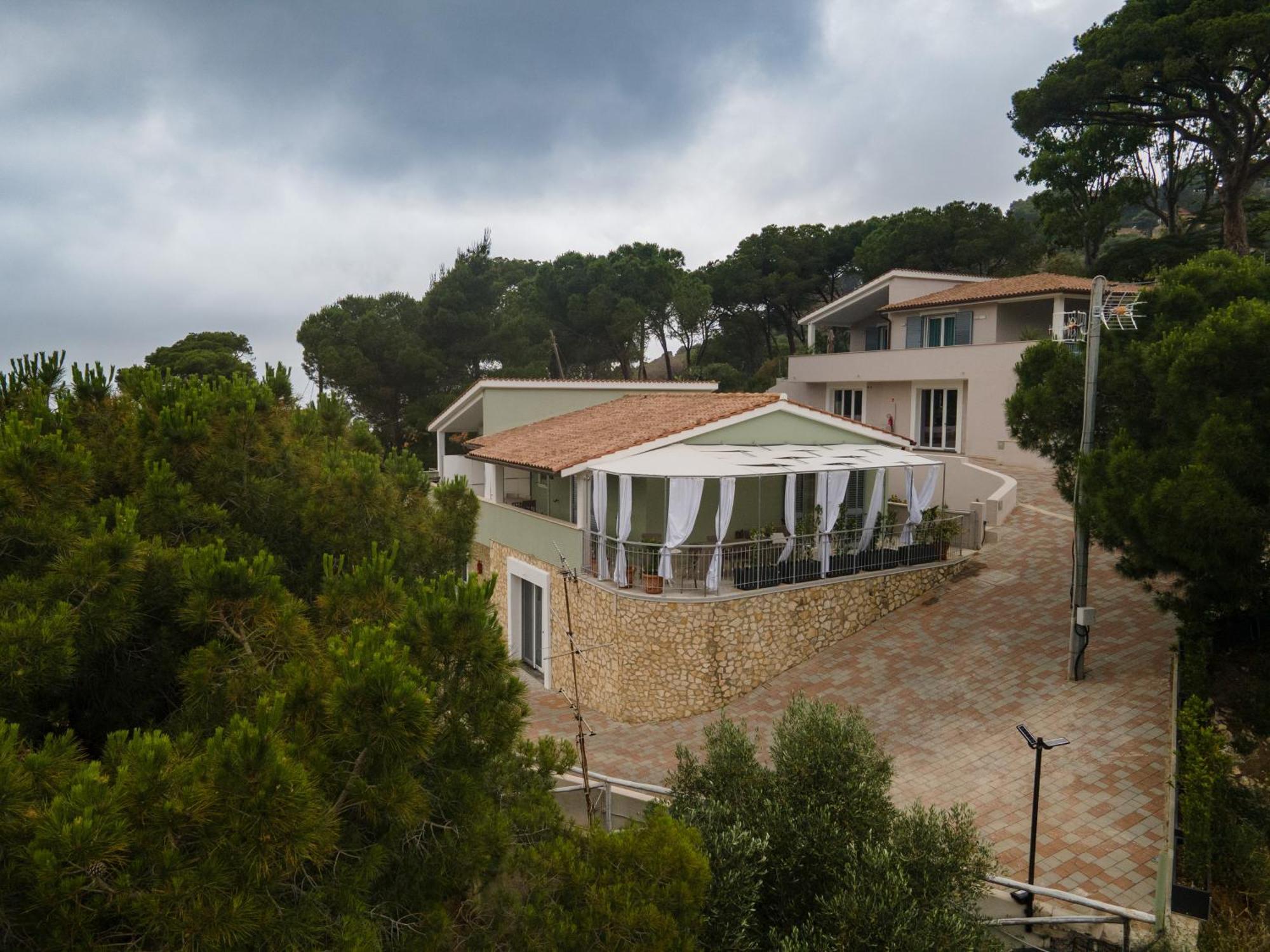 Elbitat Homes Bagnaia  Exterior photo